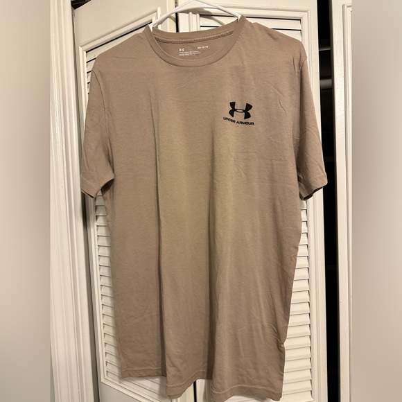 Under Armour Men's Beige Short Sleeve Tee - Picture 1 of 3